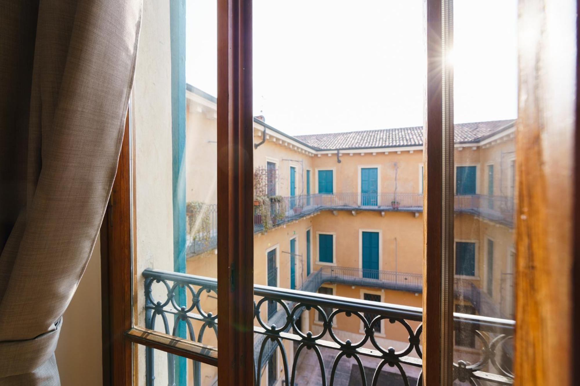 Apartament Residenza Cattaneo Werona Zewnętrze zdjęcie